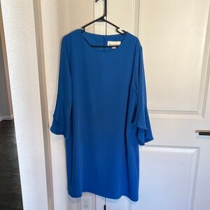Elegant Blue Women's Dress